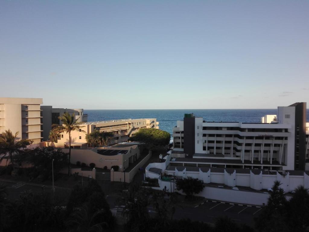 هتل لا بالیتو 606 - La Ballito 606