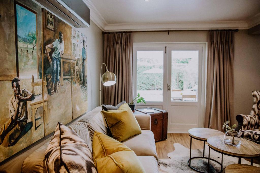 هتل فرانشوک ویلج هاوس - Franschhoek Village House