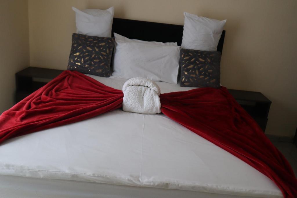 هتل کوازیکوده بد اند بریکفست KwaZikode Bed & Breakfast