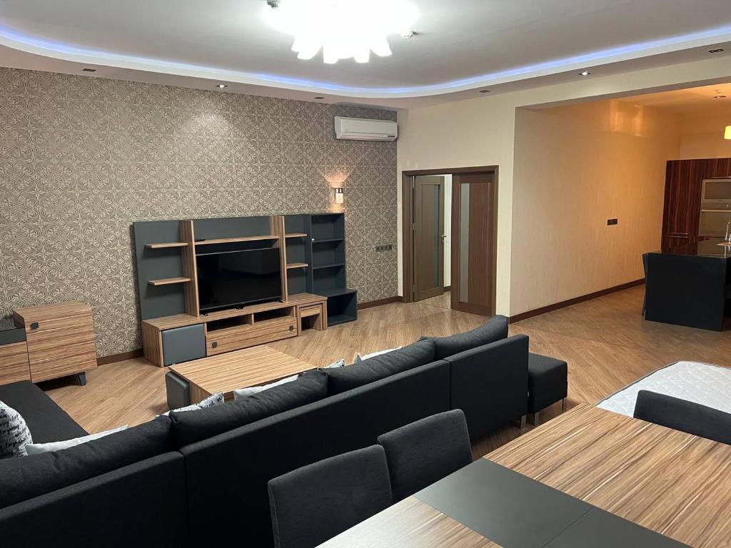Deluxe Central Apartments (Apartment), Baku (Azerbaijan) Deals