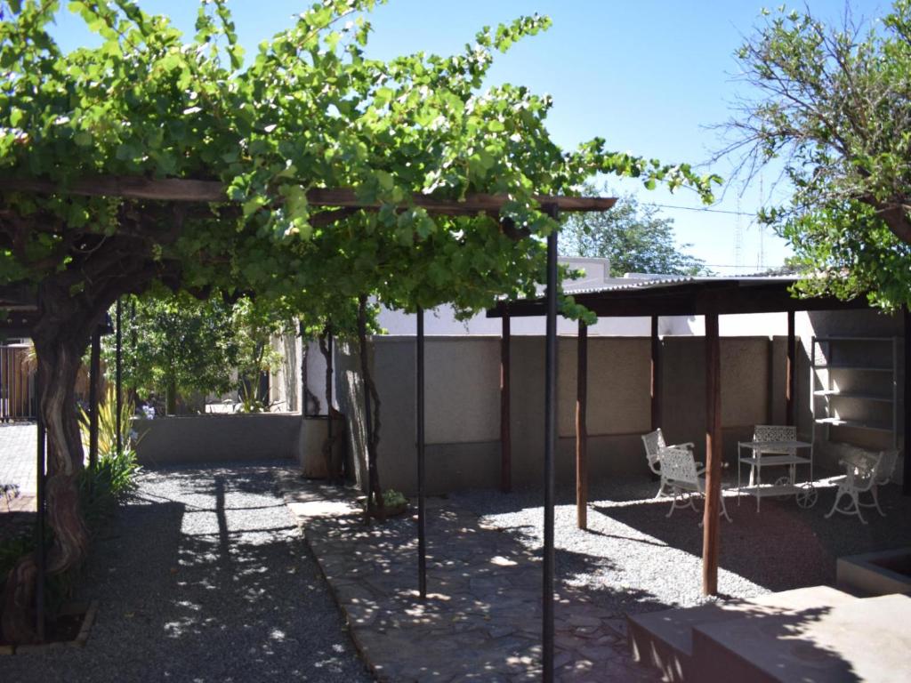 هتل نویدگداخت تاون لودج Nooitgedacht Town Lodge