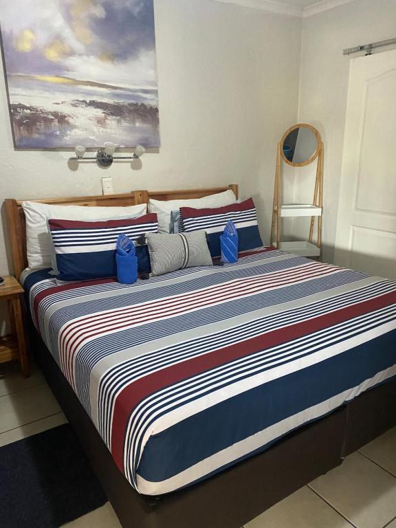 هتل اکویلا گست هاوس Acquila Guest House