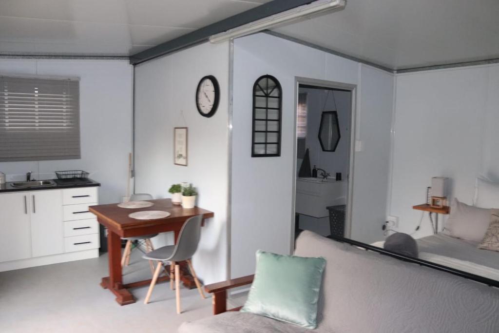 هتل زن-این گس ت هاس Zen-Inn Guesthouse
