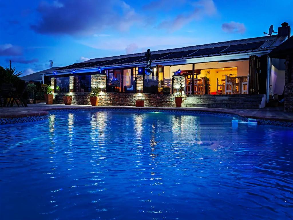 هتل اوویاتورز پارادایس گست هاوس - Aviators Paradise Guest House