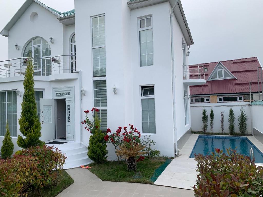 هتل قفقاز وایت شاله Qafqaz White Chalet