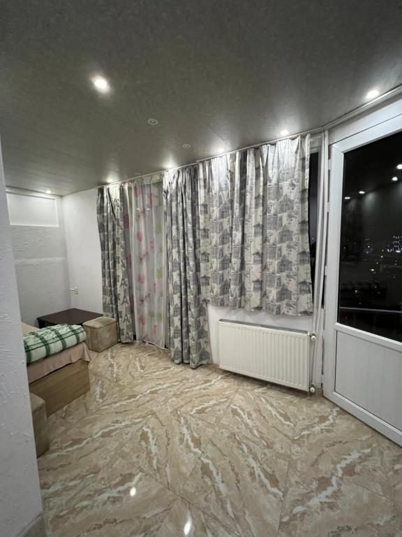 هتل ۵ث فلور بی - 5th floor B