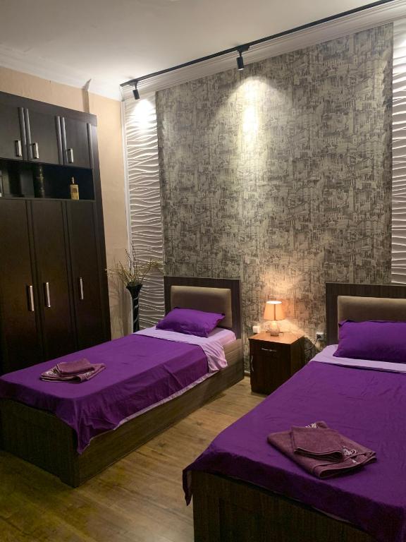 هتل دنتاون-هوم این ذ هارت اف اولد تبیلیسی - Downtown-home in the heart of old Tbilisi