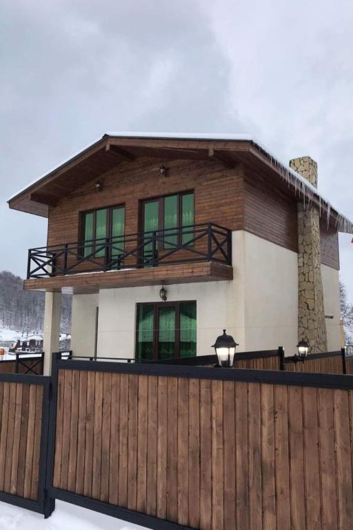 هتل ویلا سیبا باکورینی - Villa Siba Bakuriani