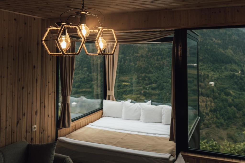 یونیک بوتیک هتل نییر باتومی - Unique Boutique Hotel Near Batumi