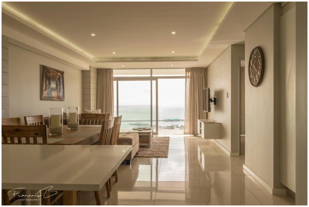 هتل ویو @ د بی آپارتمانز - View @ The Bay Apartments