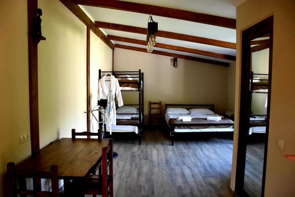 هتل گست هاوس مترولی Guest House Metreveli