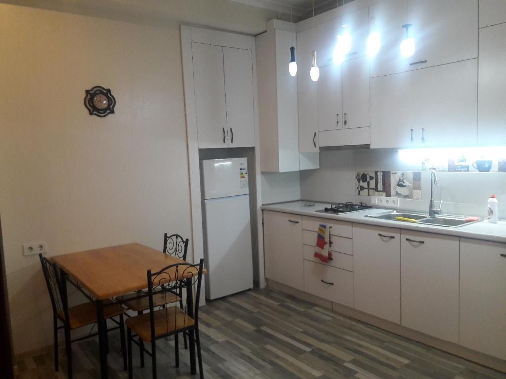 هتل کوزی آپارتمنت - cozy apartment