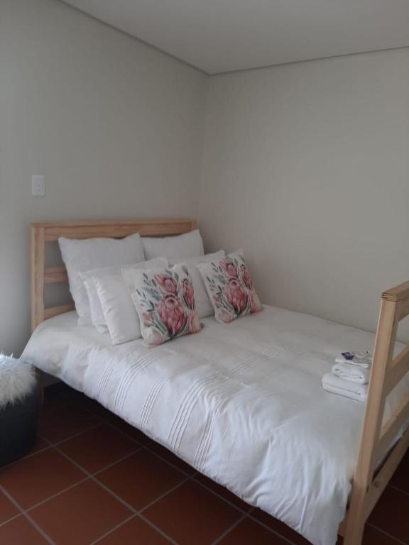 هتل راست ورسکر سلف کترینگ آکومودیشن Rustverseker Self Catering Accommodation