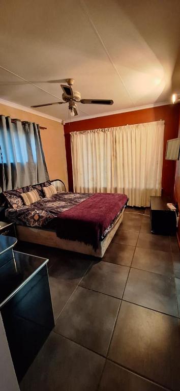 هتل هنینگ نست گست هاوس - Henning nest guest house