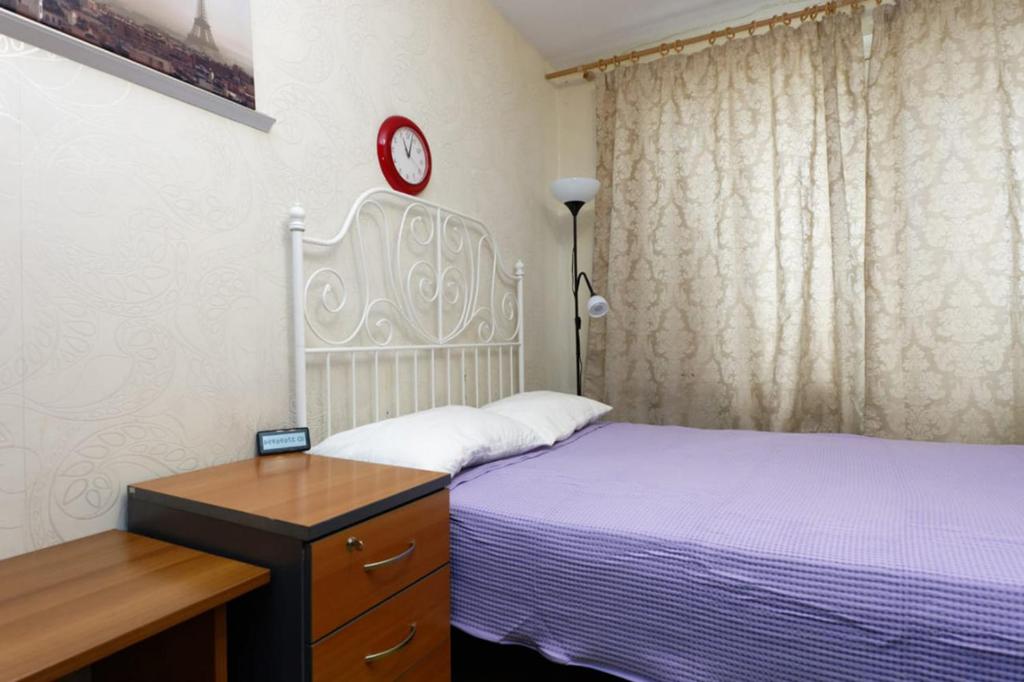 هتل آپارتمنت آن پروفسویوزنایا 85/1 - Apartment on Profsoyuznaya 85/1