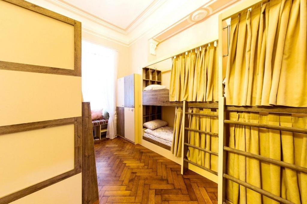 هتل خمس ها هاستل Khamsa Hostel