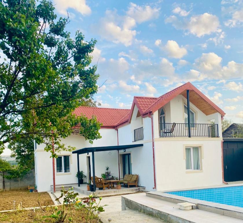 هتل ویلا متاتسمیندا Vila Mtatsminda