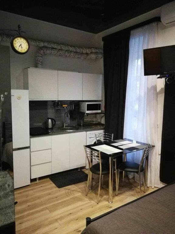 هتل وی آی پی آپارت 386 - VIP apart 386