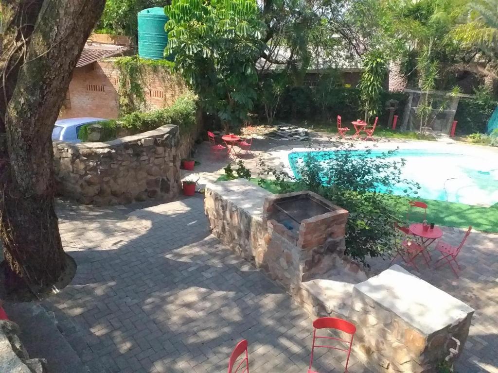 هتل آن اکسکلاسیو گست هاوس تو An Exclusive Guesthouse too