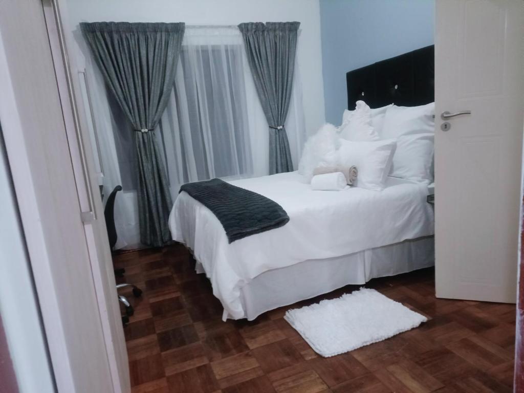 هتل ما توالا گست هاوس MaThwala guesthouse