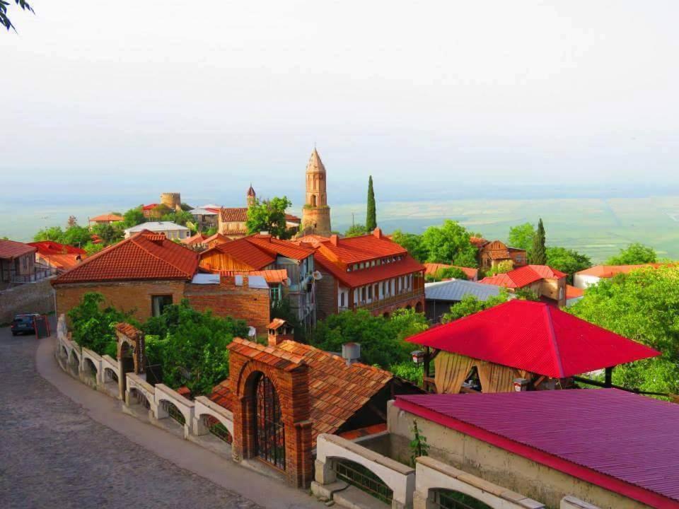 هتل گست هاوس چیرینا Guest House Chirina