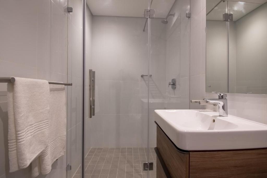 هتل ۲۲۰۹ اوشنز آپارتمان - بای استی این اومهلانگا 2209 Oceans Apartment - by Stay in Umhlanga