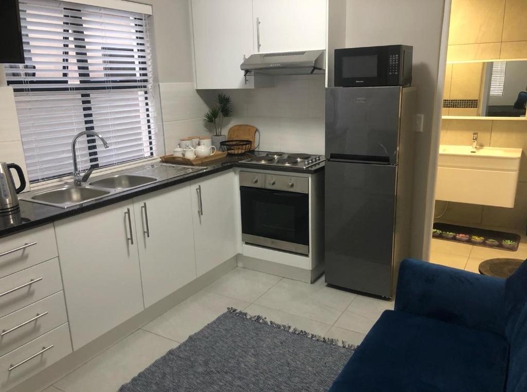 هتل ام ال ام کی پر پراپرتی استودیو 17 - MLMK Property Studio17