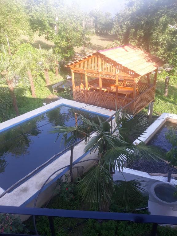 هتل مگوبروبا این Megobroba Inn
