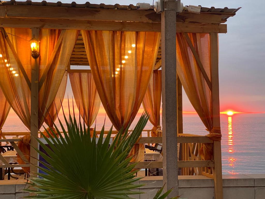 هتل گست هاوس اورنج guest house orange