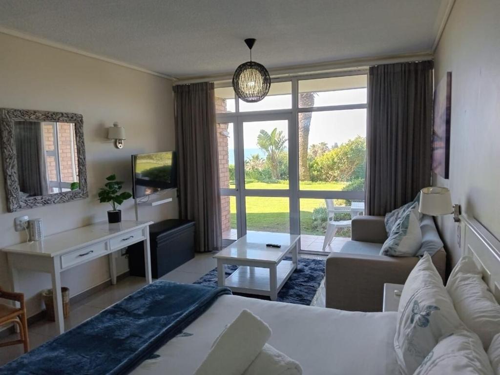هتل ۳۵ بروکس سوئیتس ساید اسکیپ 35 Brookes Suites Seaside Escape