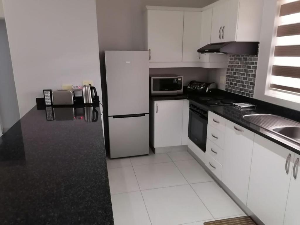 هتل کریبینز استیتس ویلا تی 13 تورتگا Caribbeans Estates Villa T13 Tortuga