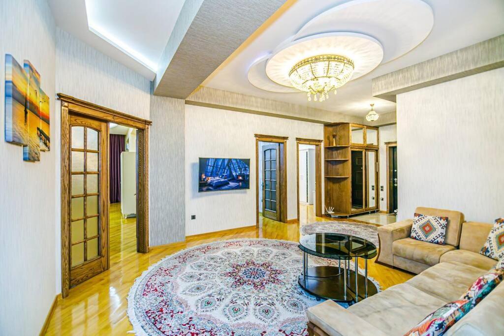 هتل لاولی آپارتمان سی 4 - Lovely Apartment C4