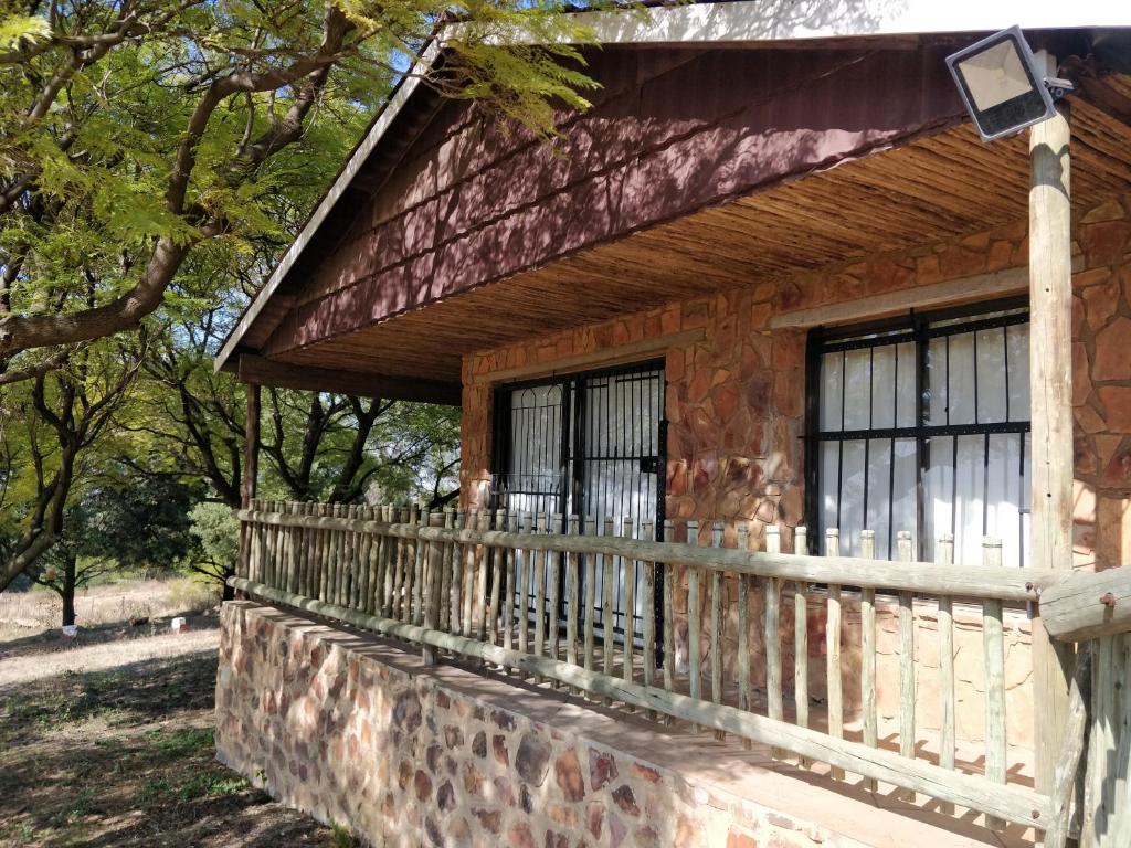 هتل بانگالو - اِ - گلامپینگ اَت سالبو Bungalow - A - Glamping AT Salbu