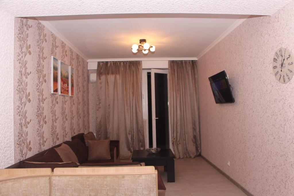هتل وی آی پی آرکی آپارت - VIP ArchiApart