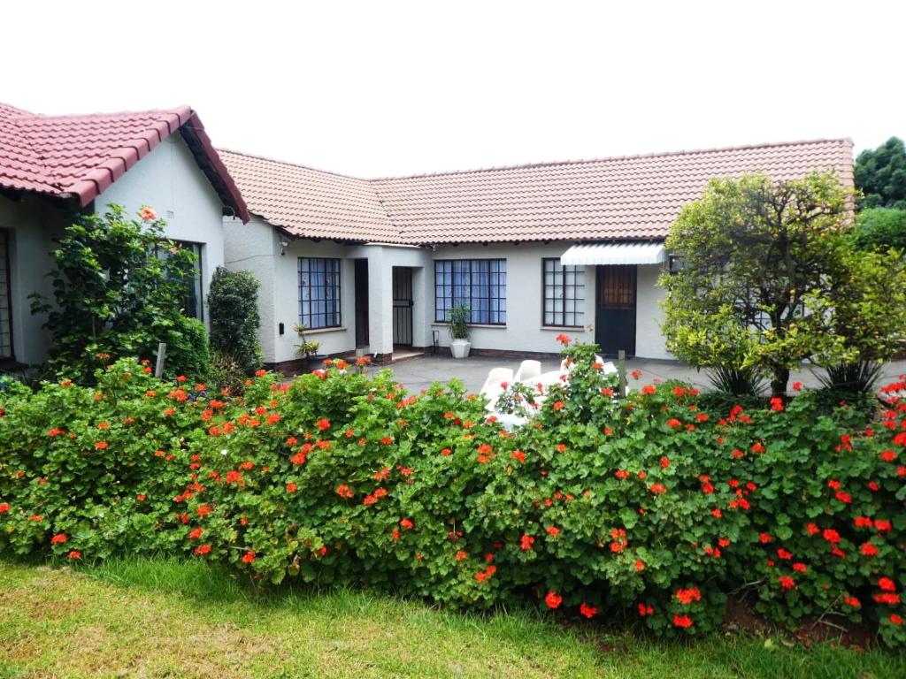 هتل گاردن کاتج این ایدن‌ویل Garden Cottage in Edenvale
