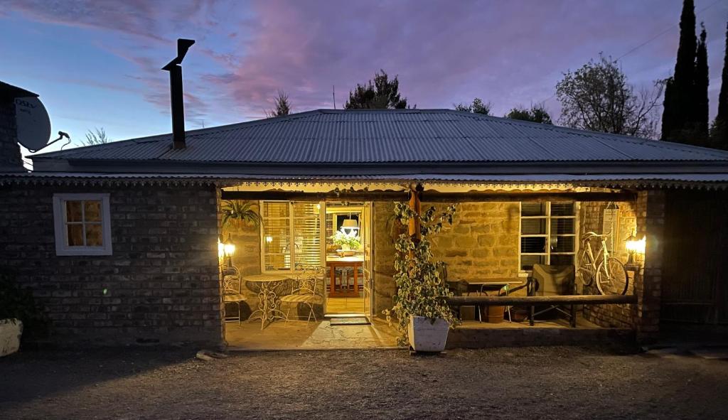 هتل اوی کلیپسکور سلف کیترینگ اکامودیشن Ou Klipskuur Self-Catering Accommodation