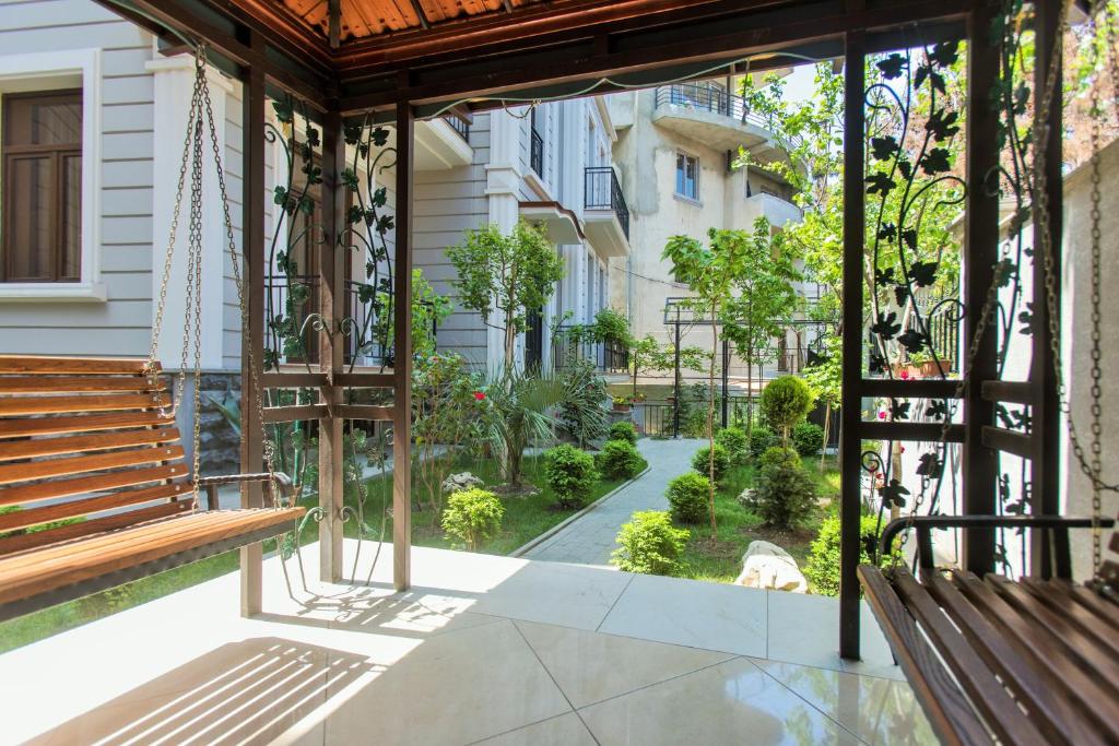 Villa Garden