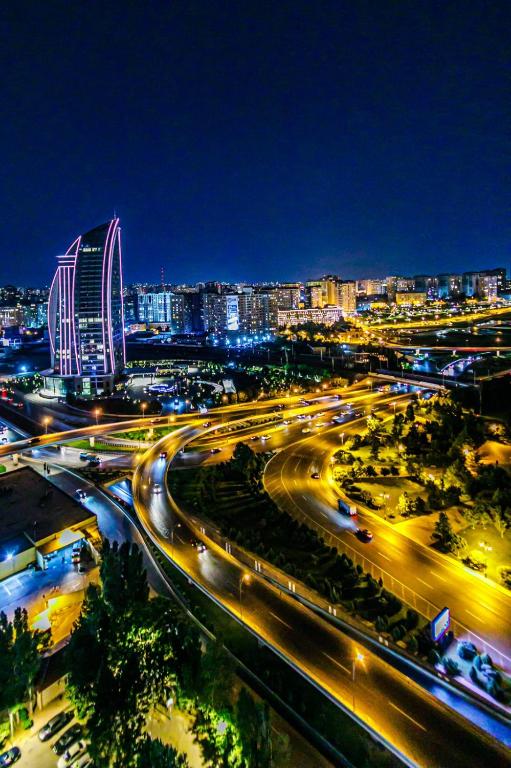 هتل باكو اين فرانت اوف هوتل آپارتمنت - Baku İn Front of hotel apartment
