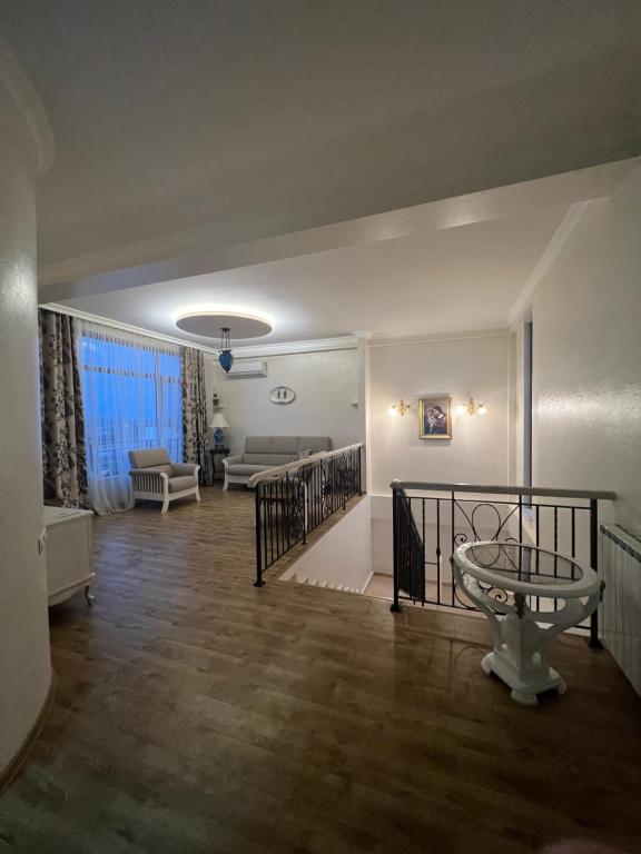 هتل لیسی ویلا Lisi villa