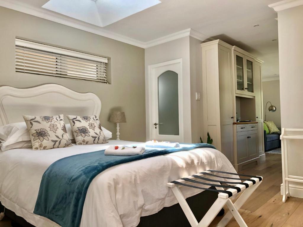 هتل گاردن کاتج - لیفی کانستنتیا گست هاوس Garden Cottage - Leafy Constantia Guest House