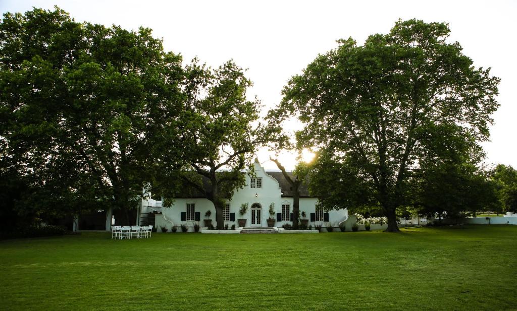 هتل سن گابریل هومستد San Gabriel Homestead