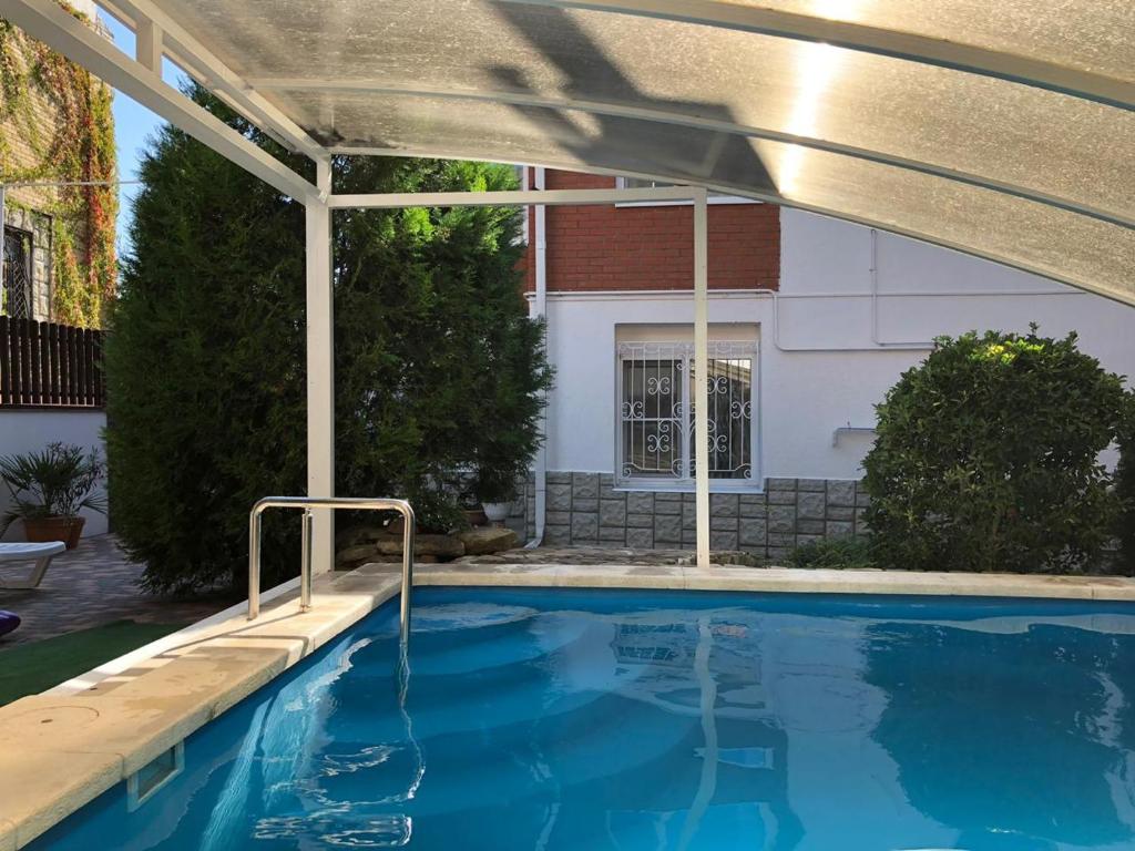هتل گست هاوس لگونا Guest House Laguna