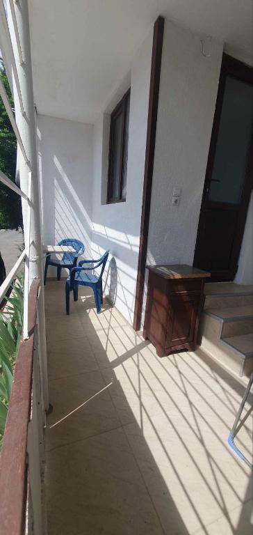 هتل کوباس هاوس - Koba`s House
