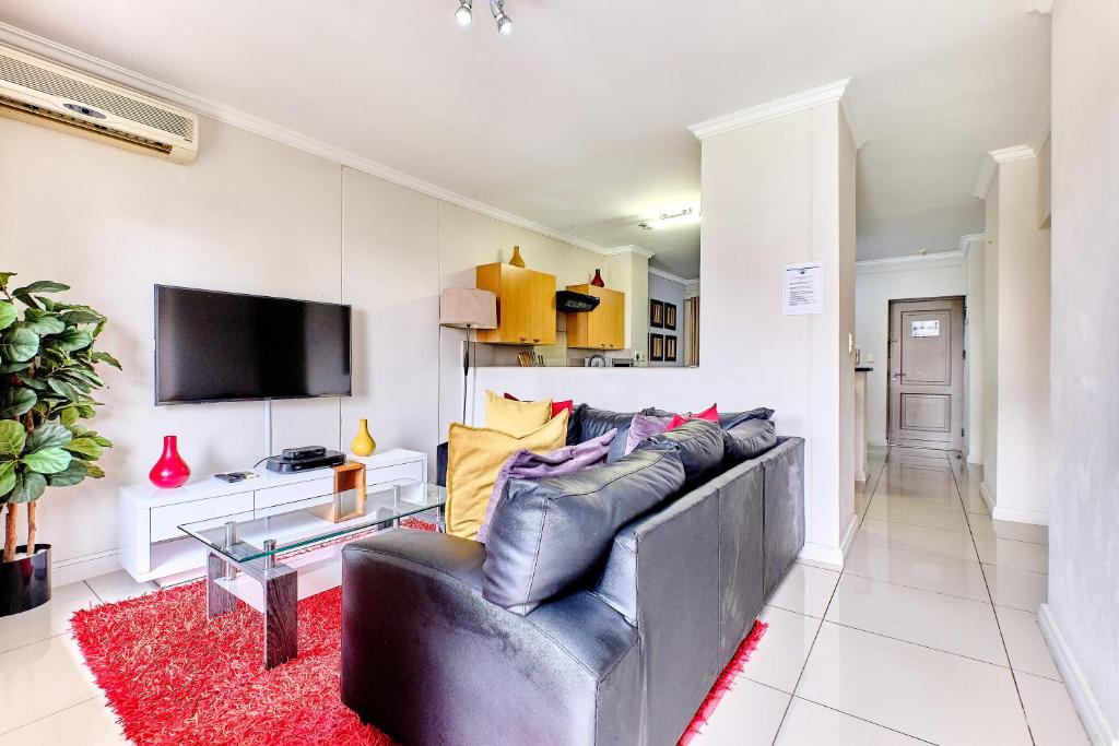 هتل وستپوینت گلمیز سوئیتز Westpoint Glammys Suites
