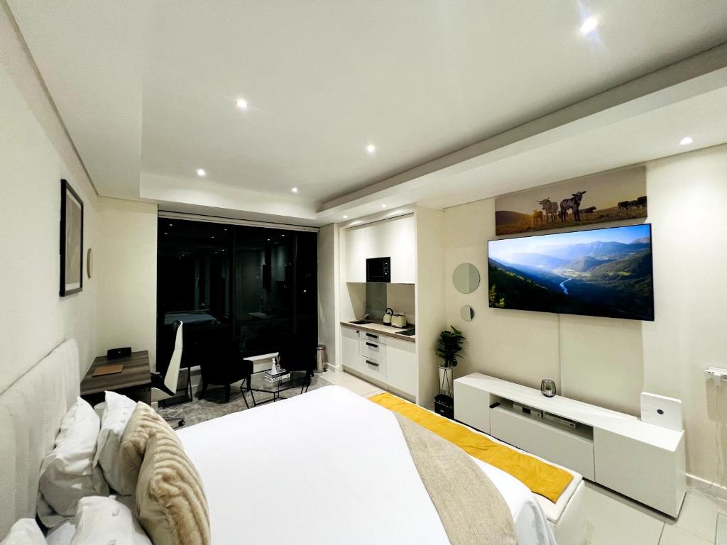 لاکچری آپارتمان این سندتون سیتی، اس ای سندتون اسکای هتل سوئیتز Luxury Apartment in Sandton City, SA Sandton Skye Hotel Suites