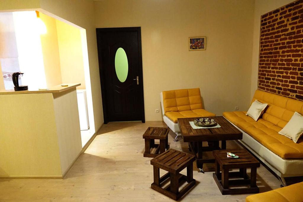 هتل آپارتمان ورونتسوف - Apartment Vorontsov
