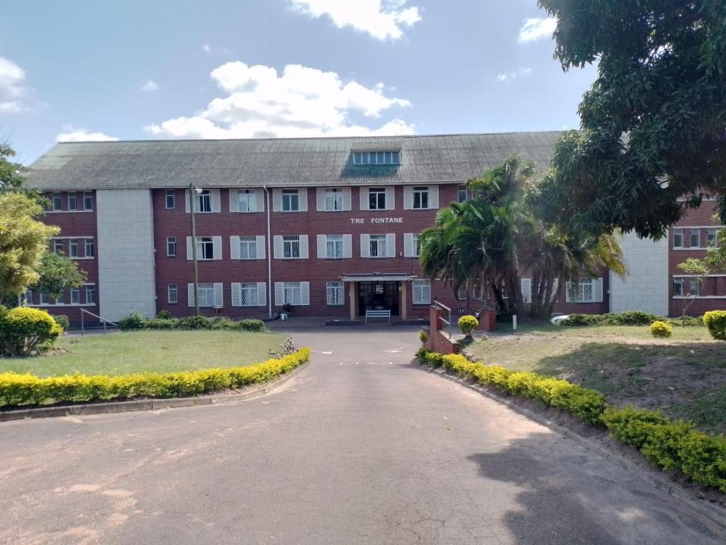 هتل تره فونتانه گست هاوس Tre Fontane Guesthouse