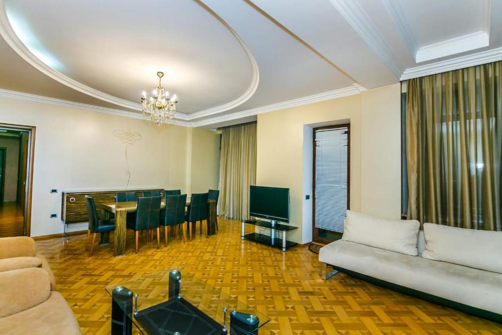 هتل وای آی پی آپارتمان نمبر وان - VİP Apartment number one