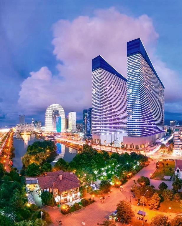 هتل اوربی سیتی سنترال آپارتهوتل - Orbi City Central Aparthotel