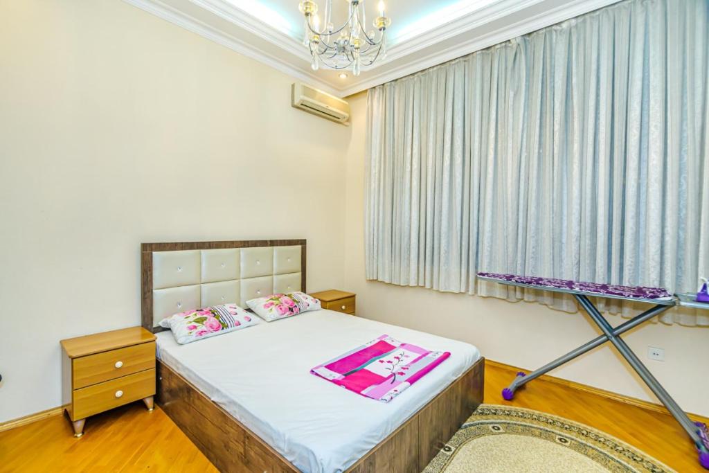 هتل نایس 3 روم هاوس آن نیظامی استریت Nice 3 Room House on Nizami street